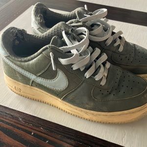 Olive green croc skin Air Force 1’s (Beaters)